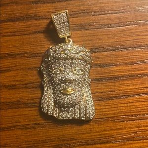 YELLOW GOLD PLATED DIAMOND JESUS HEAD PENDANT